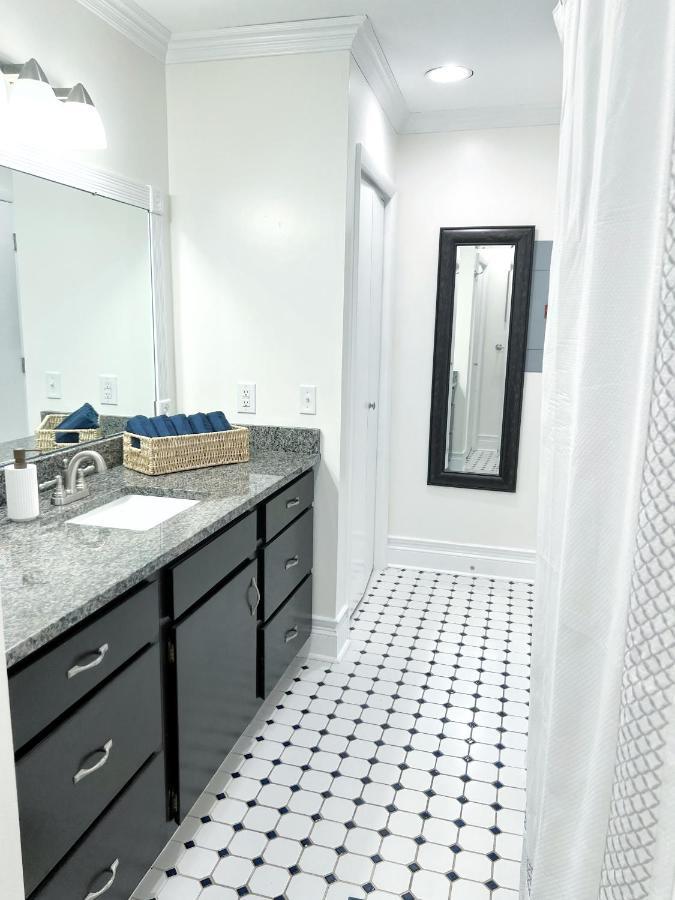 Modern 1br In The Heart Of Downtown Apartment